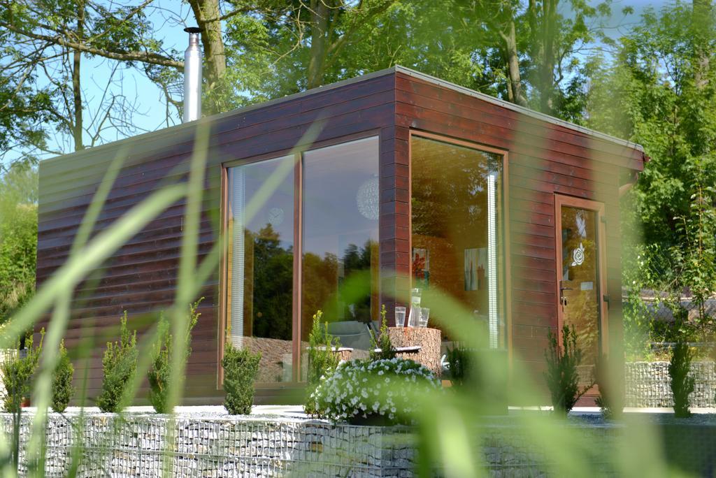 Apartamenty U Harrego I Przy Stawie Spa Z Klimatyzacja, Balia, Sauna, Ogrodem I Parkingiem Kudowa-Zdroj Dış mekan fotoğraf